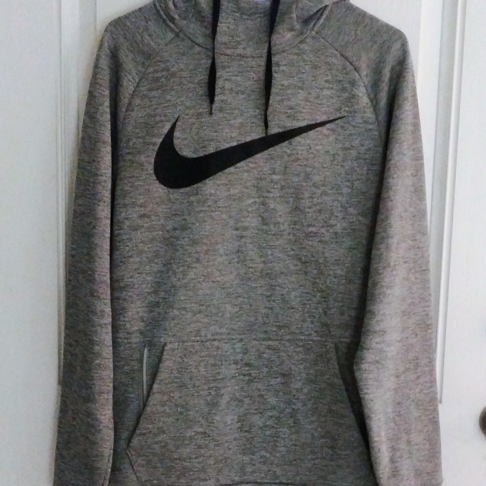 Nike Therma -Fit Men's Gray Hoodie with Black Logo